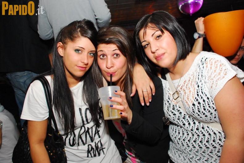 Venerdì 27 Aprile - The Beach