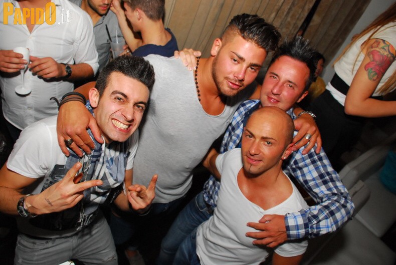 Venerdì 27 Aprile - The Beach