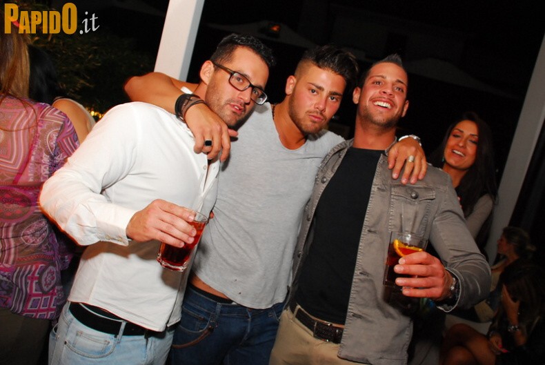 Venerdì 27 Aprile - The Beach