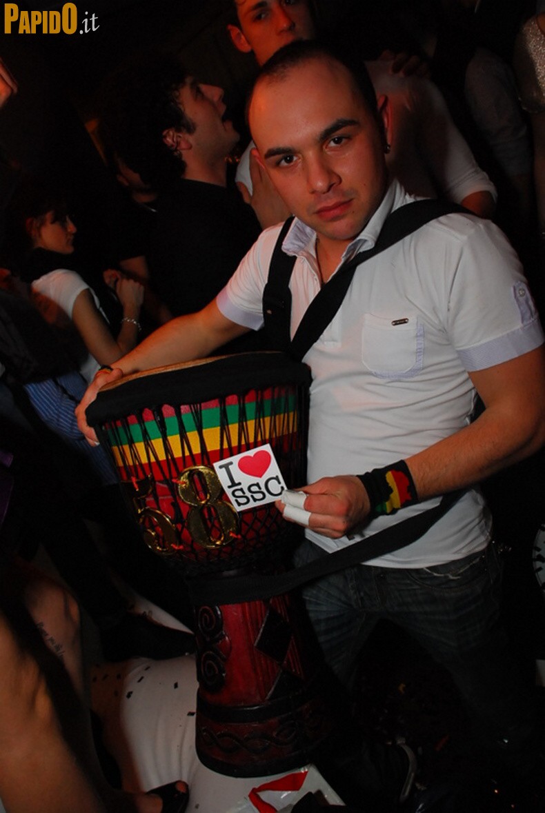 Lunedì 30 Aprile - The Beach