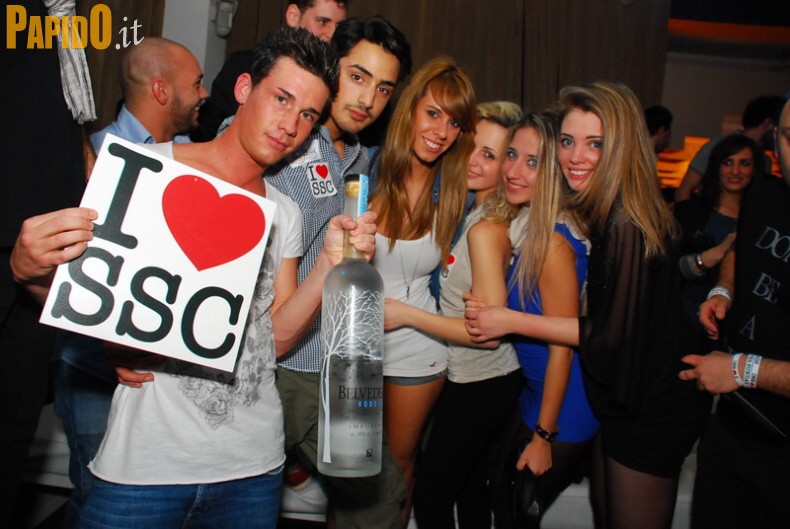 Lunedì 30 Aprile - The Beach