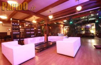 Le Jardin Au Bord Du Lac Milano