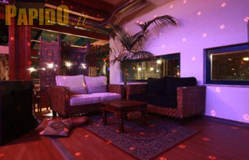 Le Jardin Au Bord Du Lac Milano