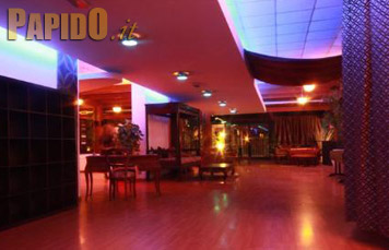 Le Jardin Au Bord Du Lac Milano